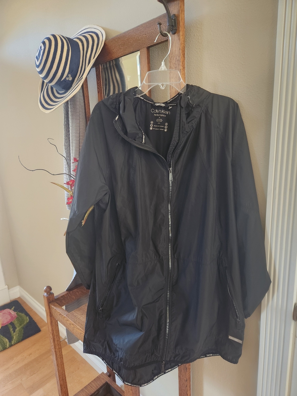 Calvin Klein Women’s Black Lightweight Hooded Jacket